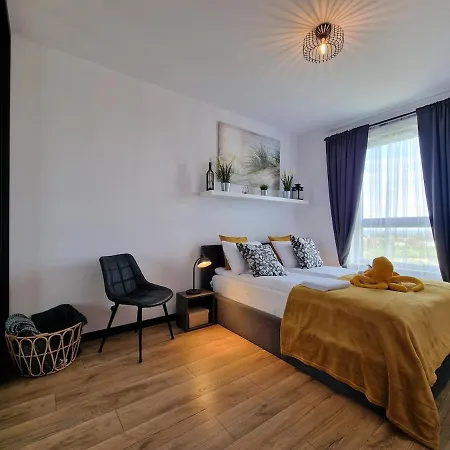 17th Floor With Sea View Apartment *