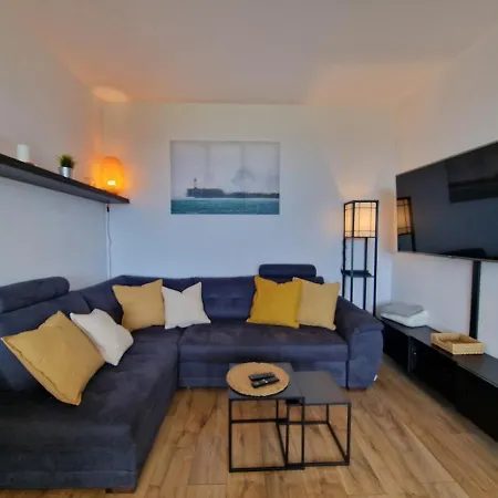 Apartment 17th Floor With Sea View