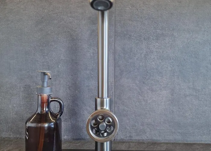 17th Floor With Sea View *