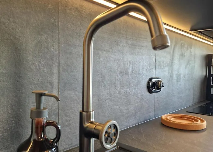 17th Floor With Sea View Apartment